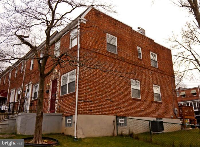 1012 Wedgewood Road Baltimore, MD 21229 - Photo 2 of 13 Exterior (General)