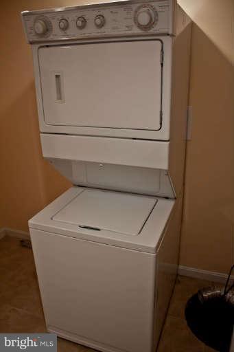 1012 Wedgewood Road Baltimore, MD 21229 - Photo 13 of 13 Washer and Dryer