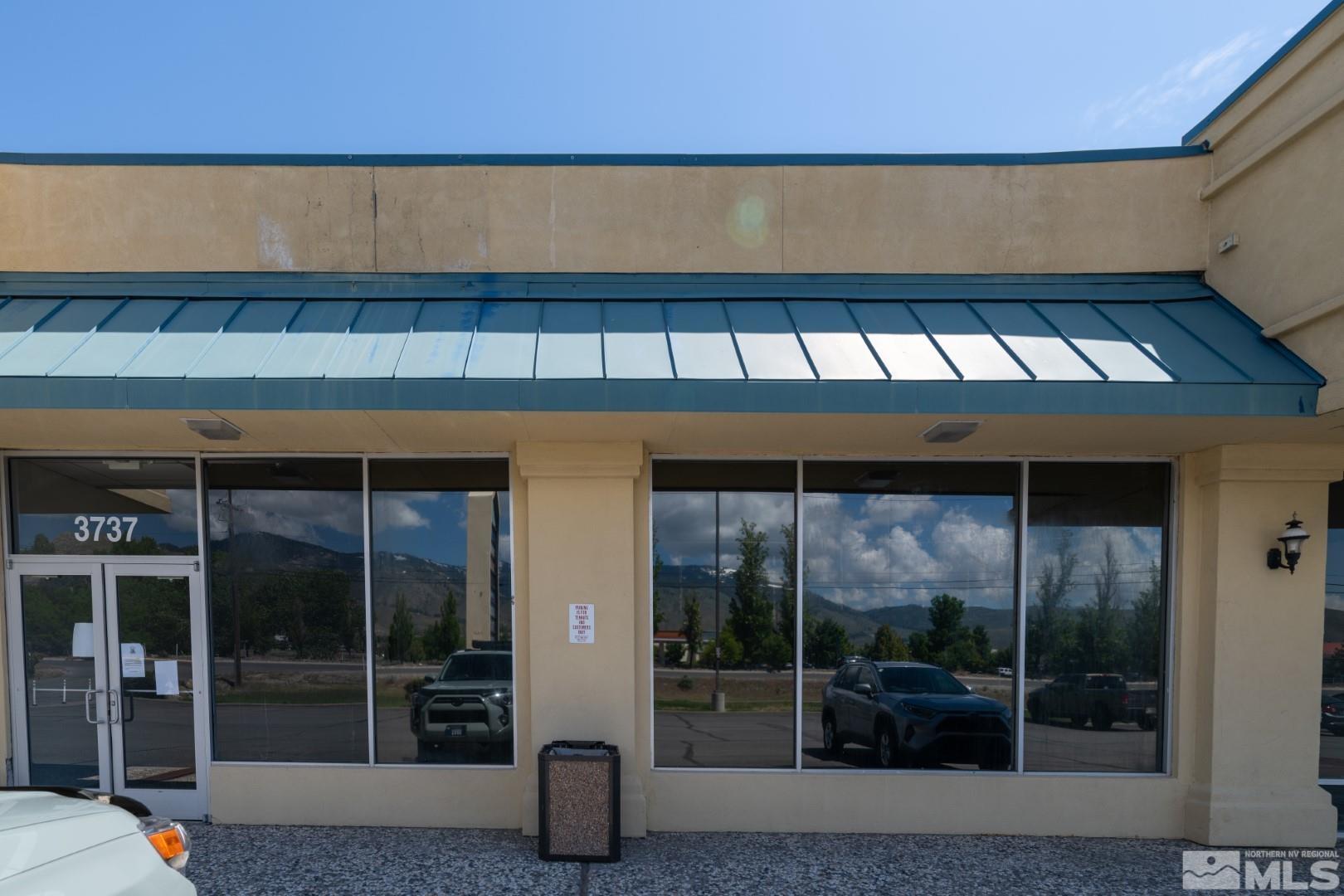 3727 North Carson Street, Unit 3727 Carson City, NV 89706 - Photo 12 of 29 a view of a car garage