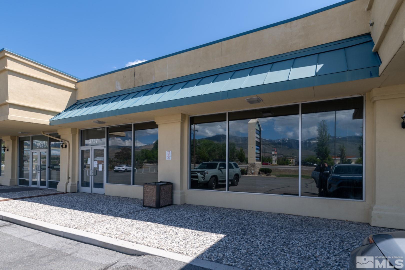 3727 North Carson Street, Unit 3727 Carson City, NV 89706 - Photo 16 of 29 a view of lobby with glass door