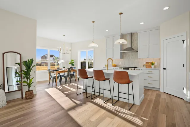 $699,900 | 7712 Larkspur Lane, DeForest, WI 53532