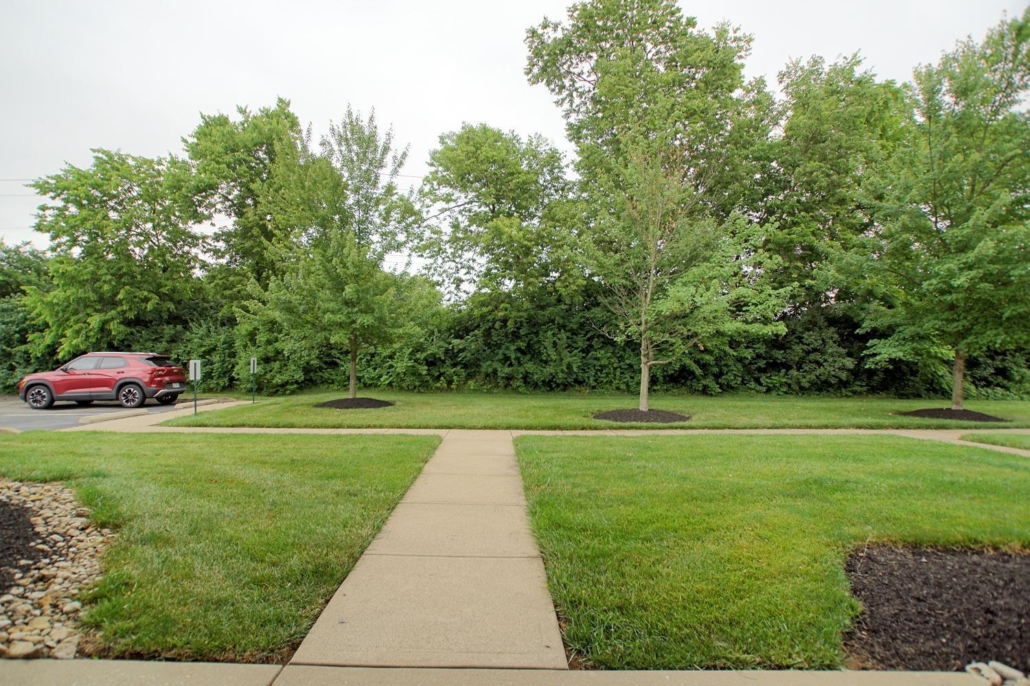 104 Rough Way, Unit 2 Lebanon, OH 45036 - Photo 4 of 24 Gallery Image 4