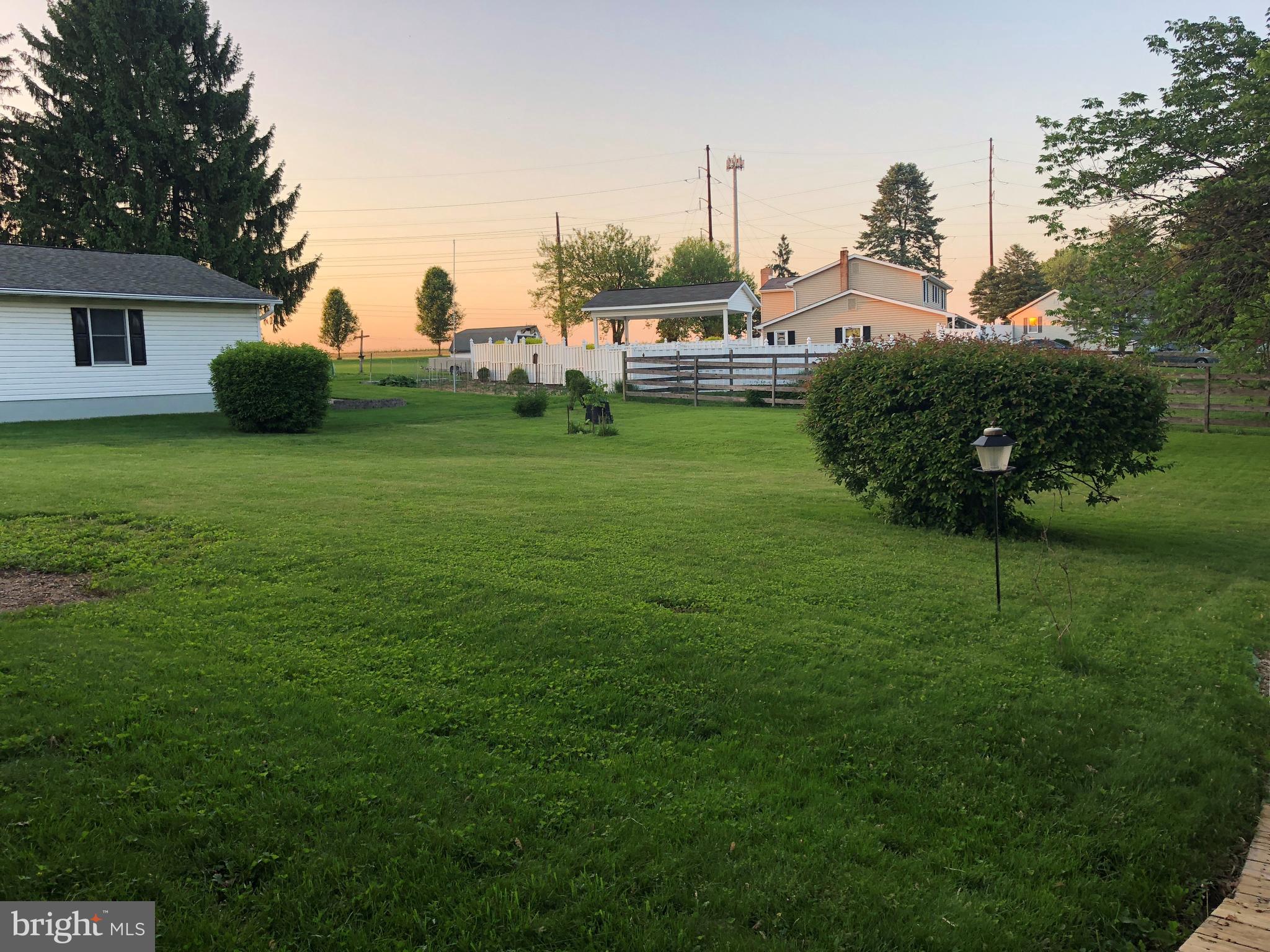 1954 Oberlin Road Harrisburg, PA 17111 - Photo 3 of 16 Sunset