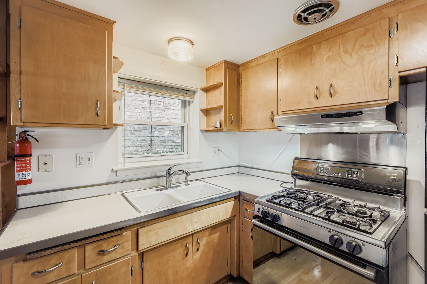 5913 West Addison Street Chicago, IL 60634 - Photo 21 of 27