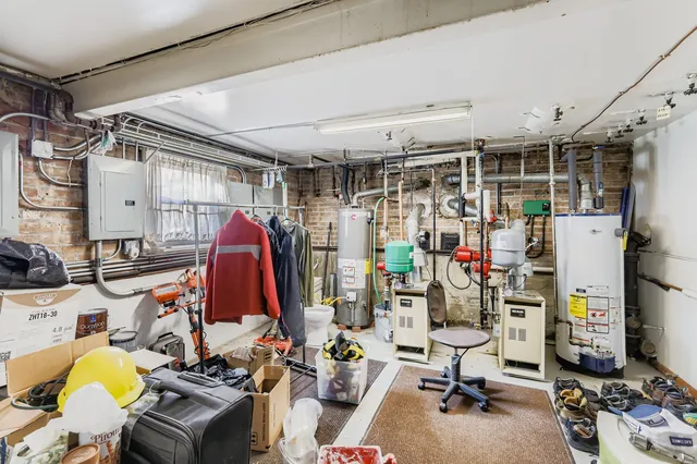 $589,900 | 5913 West Addison Street, Chicago, IL 60634