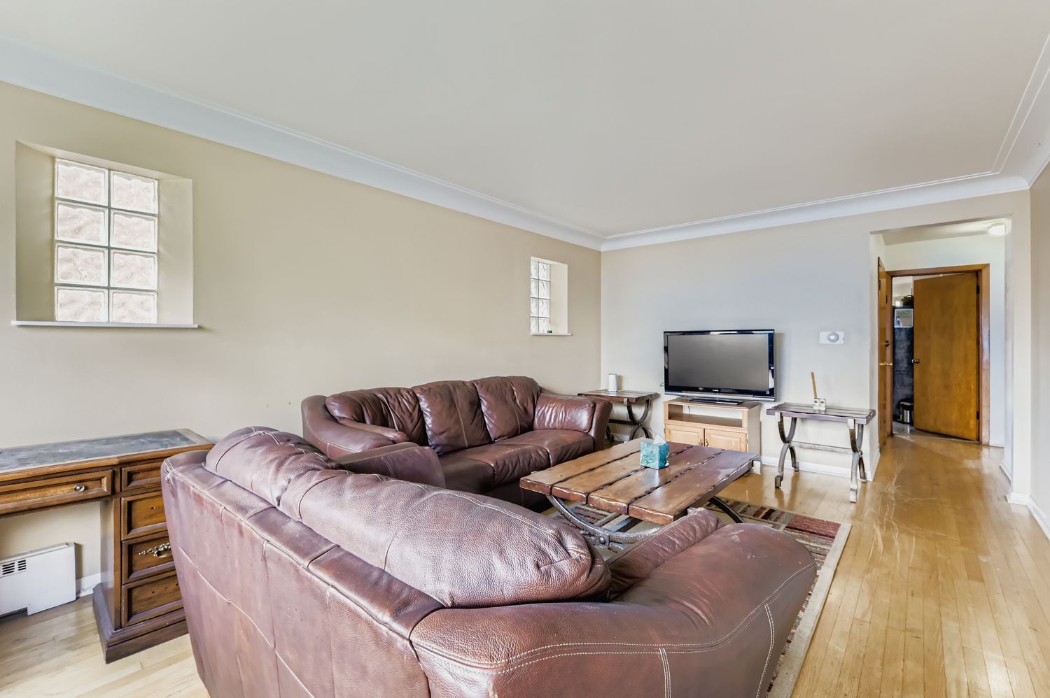 5913 West Addison Street Chicago, IL 60634 - Photo 4 of 27