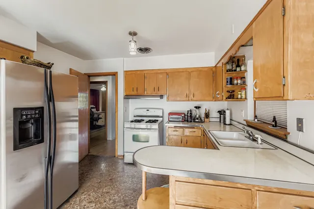 $589,900 | 5913 West Addison Street, Chicago, IL 60634