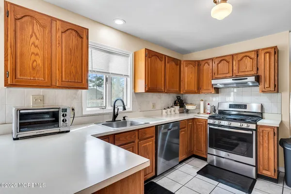 $525,000 | 641 Ship Avenue, Beachwood, NJ 08722