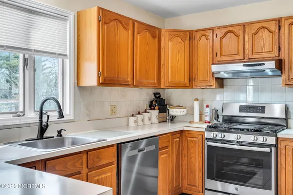 $525,000 | 641 Ship Avenue, Beachwood, NJ 08722