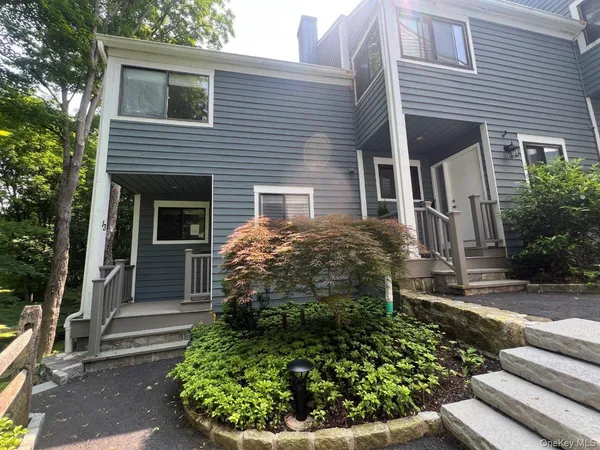 $425,000 | 13 Timber Ridge, Mount Kisco, NY 10549