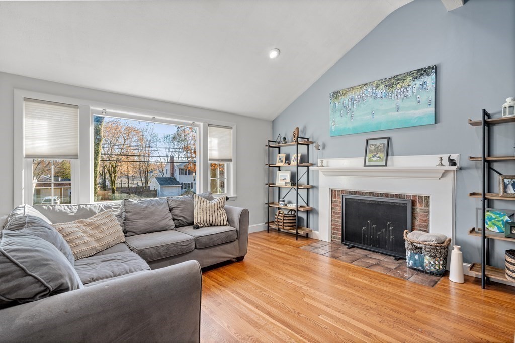 1092 Edgell Road Framingham, MA 01701 - Photo 3 of 22 Gallery Image 3
