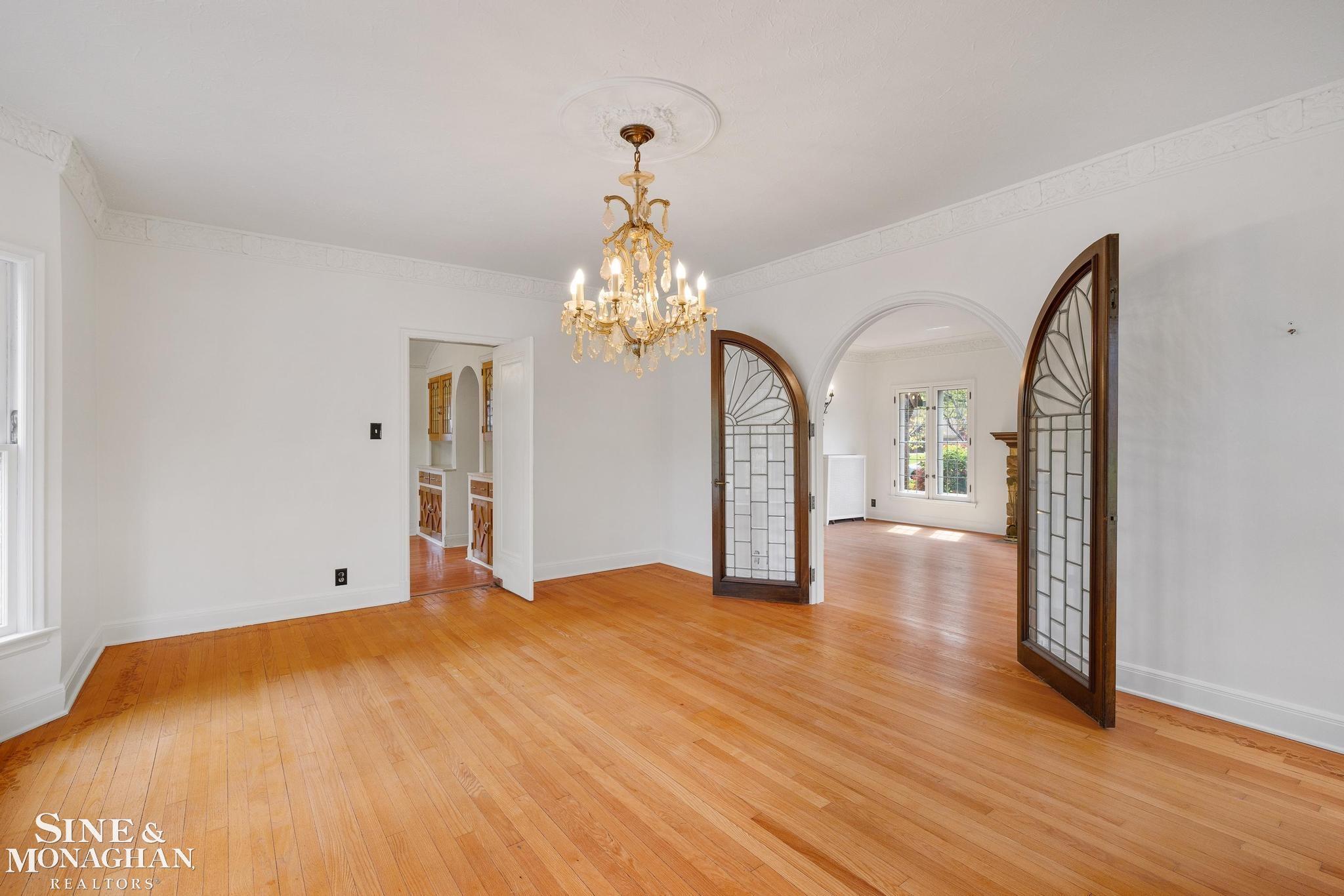 1350 Buckingham Road Grosse Pointe Park, MI 48230 - Photo 16 of 51