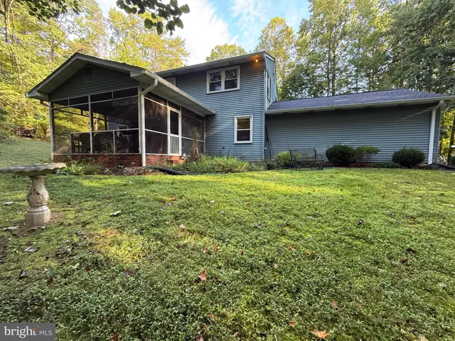 $535,000 | 1270 Hollyberry Court, Huntingtown, MD 20639