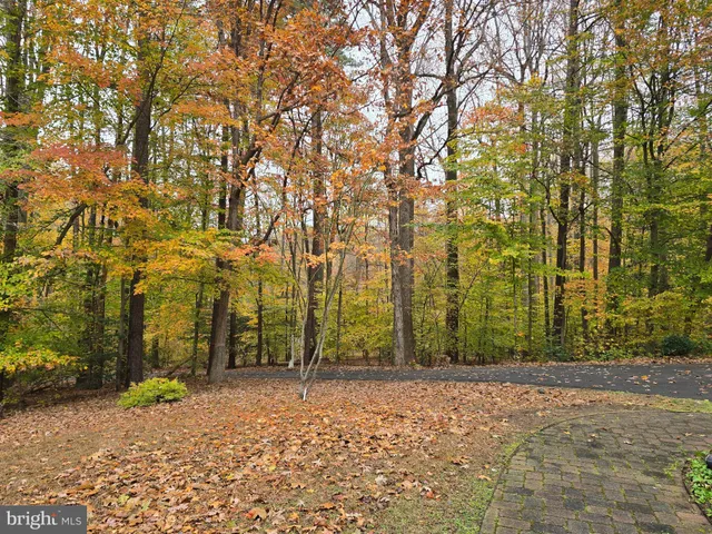 $535,000 | 1270 Hollyberry Court, Huntingtown, MD 20639