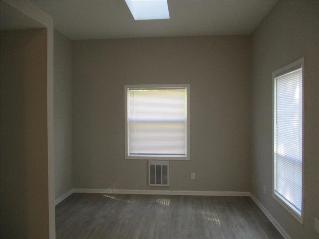 5713 Bluff Road, Unit B Indianapolis, IN 46217 - Photo 5 of 9 Gallery Image 5
