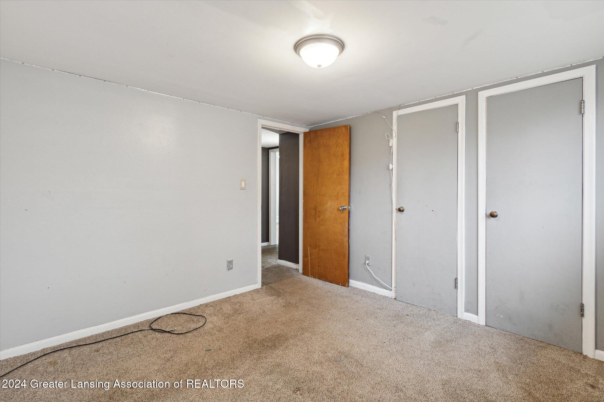 932 College Road Mason, MI 48854 - Photo 22 of 43 26-932-College-Rd-Mason-MI-48854-WindowS