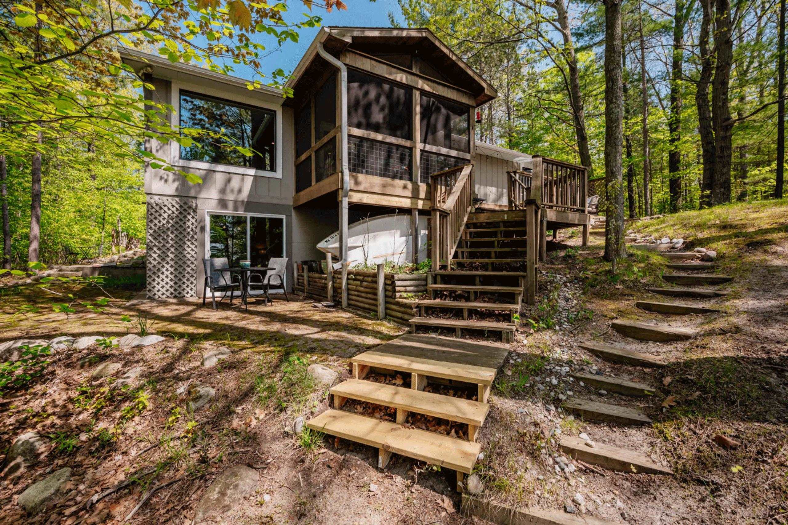 600 Bass Lake Road Traverse City, MI 49685 - Photo 8 of 74 1941563-07ecd4c2-550b-4086-9483-1fb67973d80c.JPG
