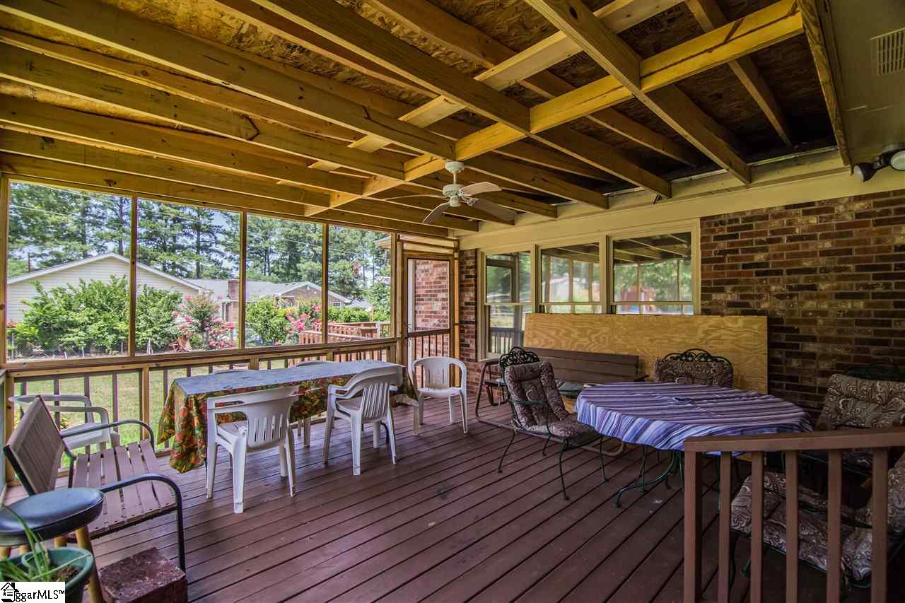 11 Ladbroke Road Greenville, SC 29615 - Photo 11 of 18 Gallery Image 11