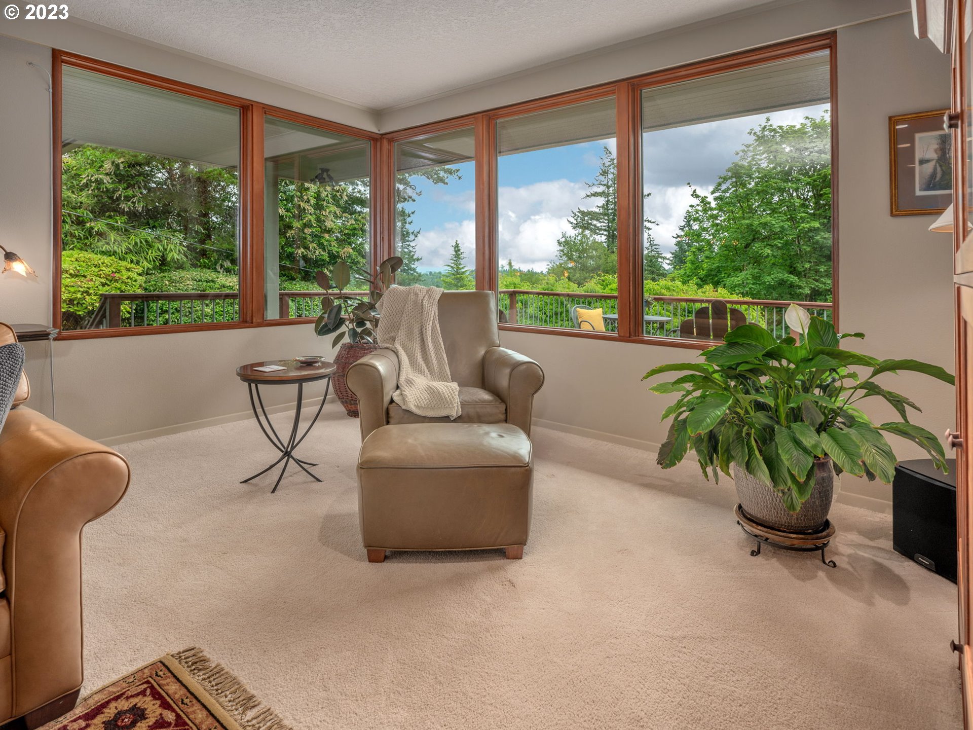 10211 Southwest Lancaster Road Portland, OR 97219 - Photo 12 of 46 Gallery Image 12