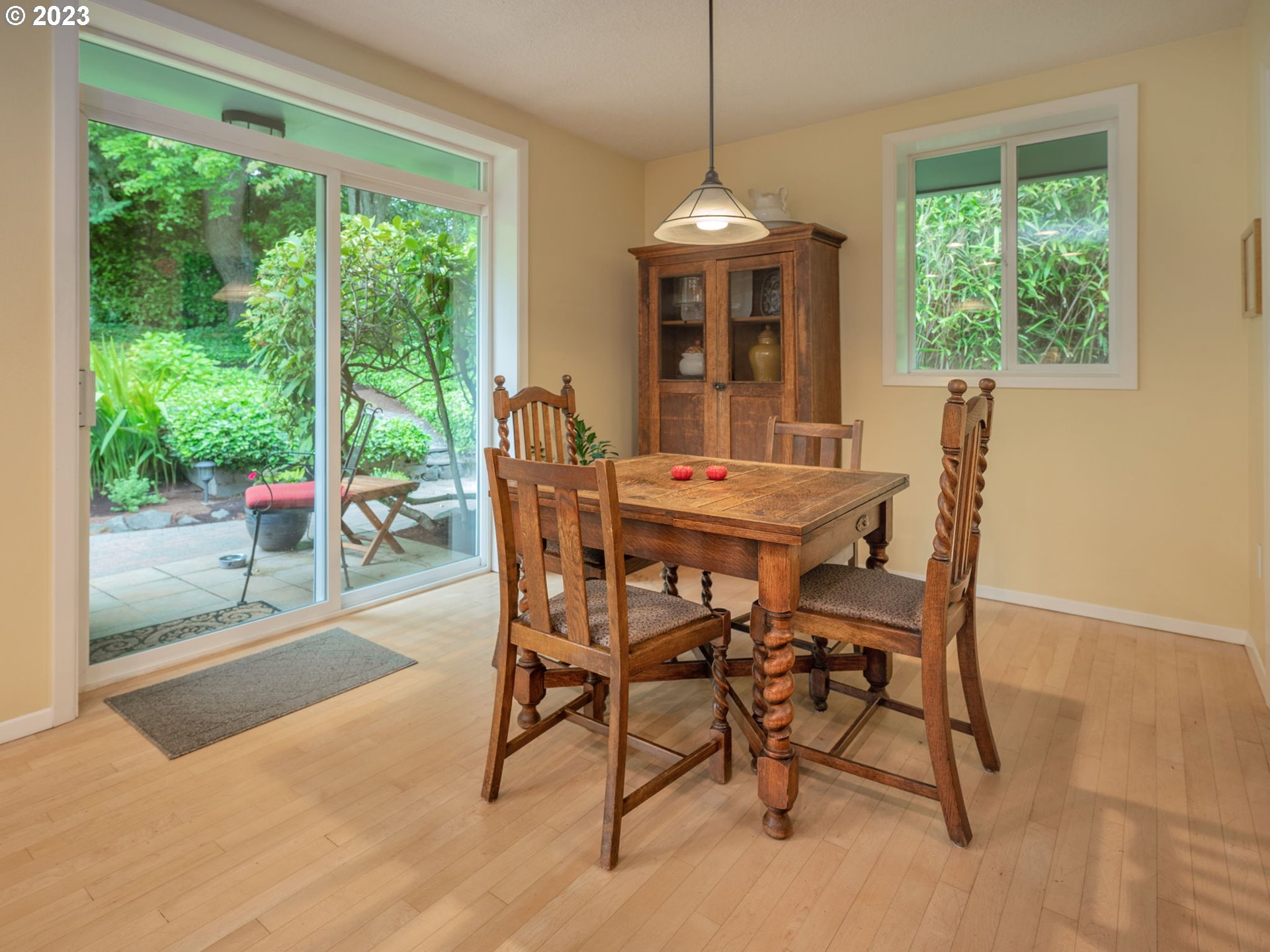 10211 Southwest Lancaster Road Portland, OR 97219 - Photo 17 of 46 Gallery Image 17