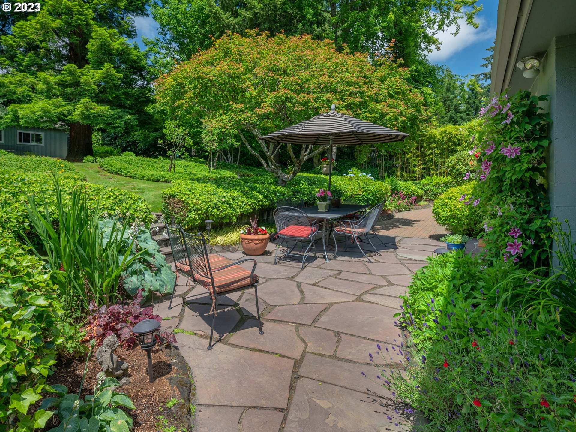 10211 Southwest Lancaster Road Portland, OR 97219 - Photo 32 of 46 Gallery Image 32