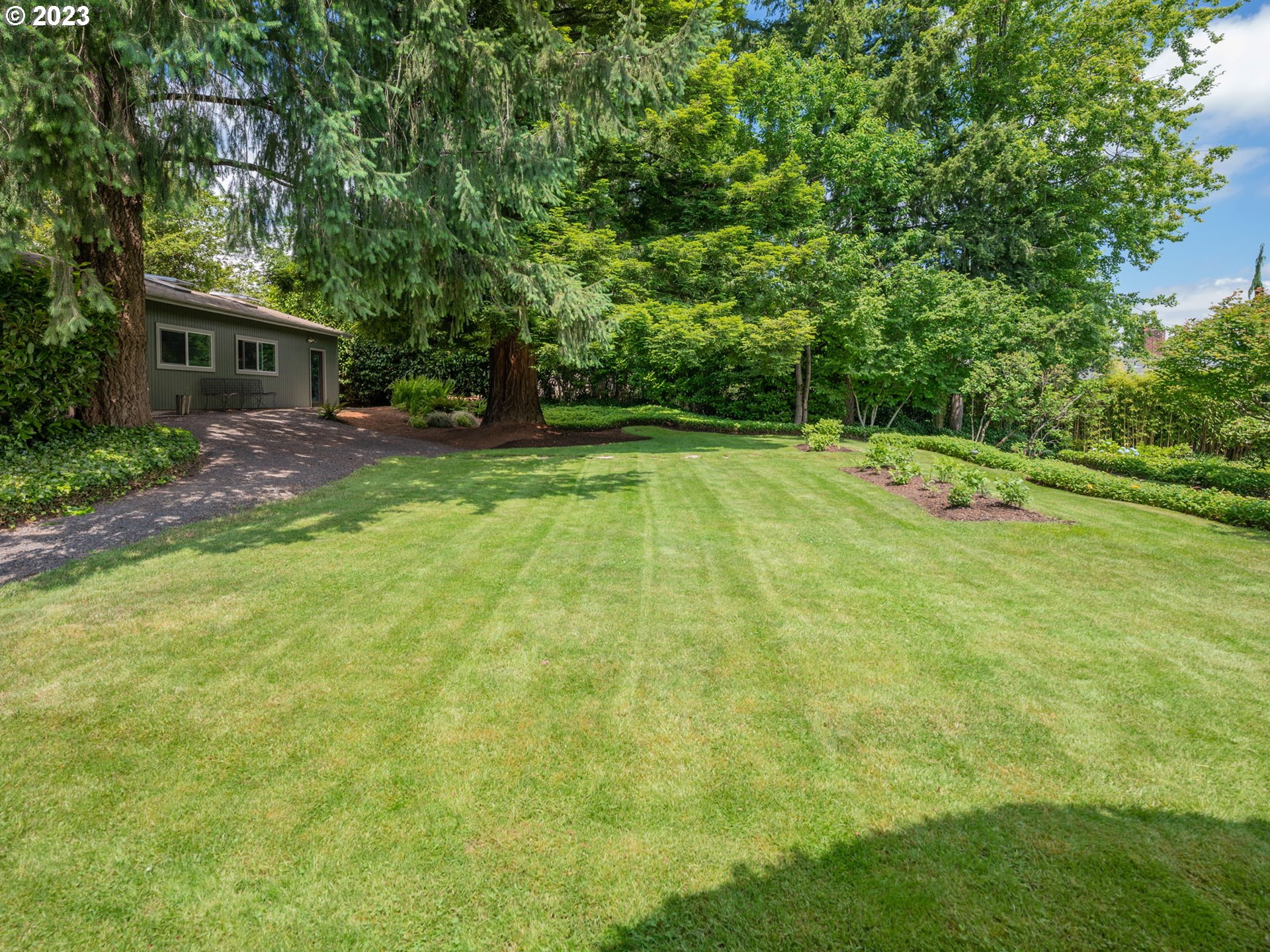 10211 Southwest Lancaster Road Portland, OR 97219 - Photo 35 of 46 Gallery Image 35
