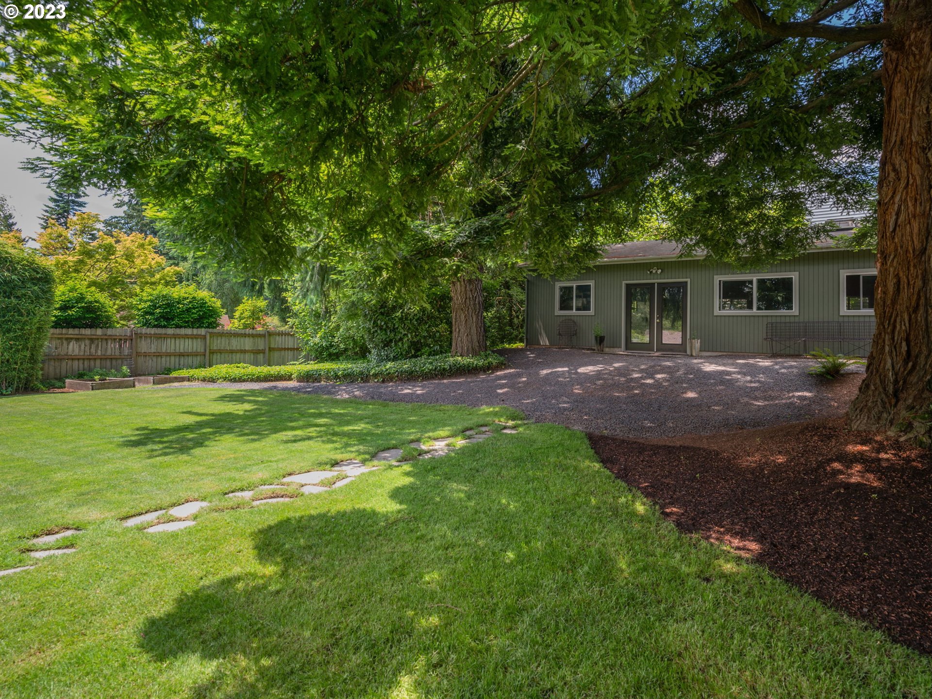 10211 Southwest Lancaster Road Portland, OR 97219 - Photo 38 of 46 Gallery Image 38