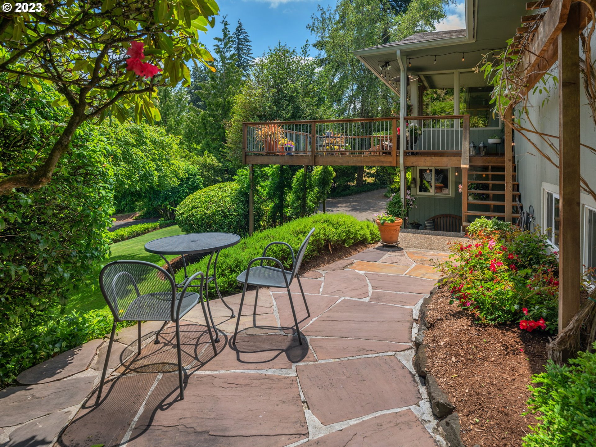 10211 Southwest Lancaster Road Portland, OR 97219 - Photo 7 of 46 Gallery Image 7
