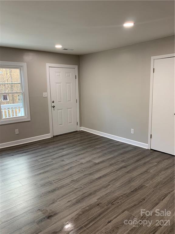 3919 Hartland Road Lenoir, NC 28645 - Photo 15 of 27 Gallery Image 15