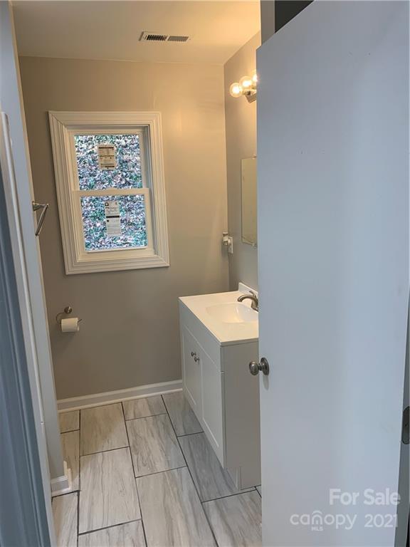 3919 Hartland Road Lenoir, NC 28645 - Photo 22 of 27 Gallery Image 22