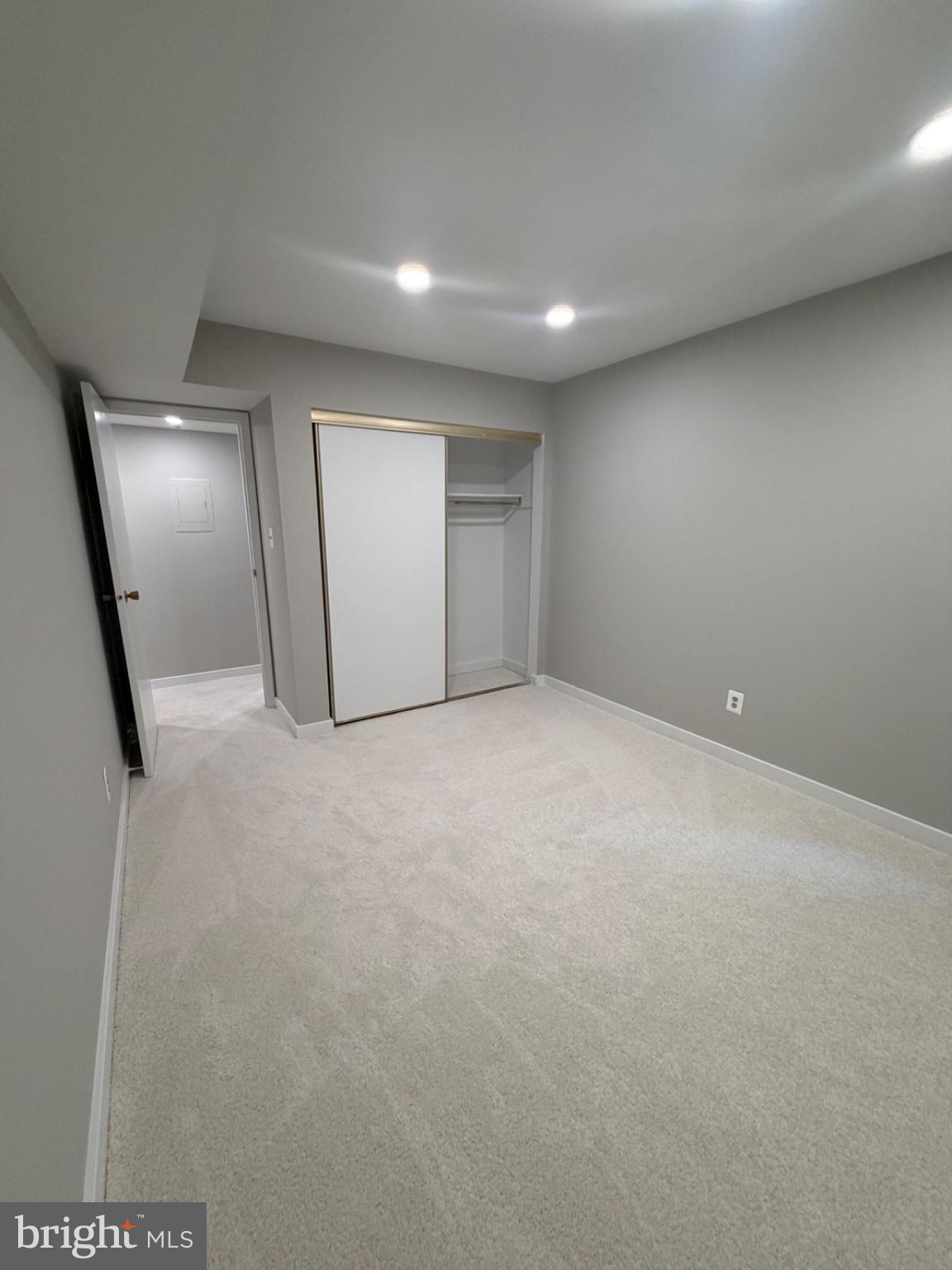 5816 P Royal Ridge Drive Springfield, VA 22152 - Photo 15 of 26 Gallery Image 15