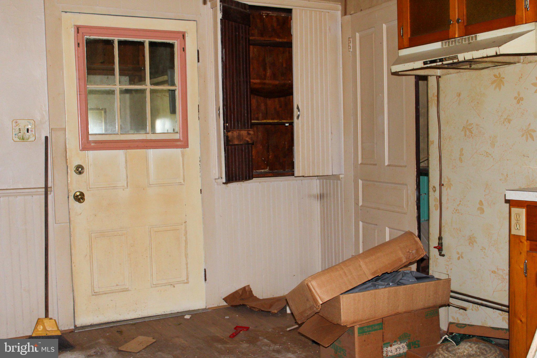 5007 Harney Road Taneytown, MD 21787 - Photo 10 of 27 Gallery Image 10