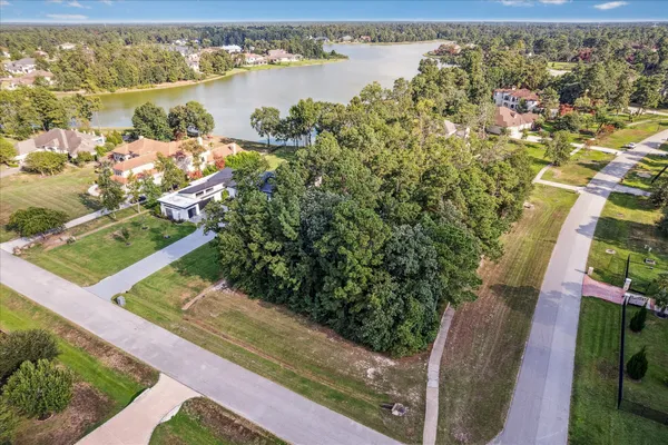 a view of a lake with outdoor space
