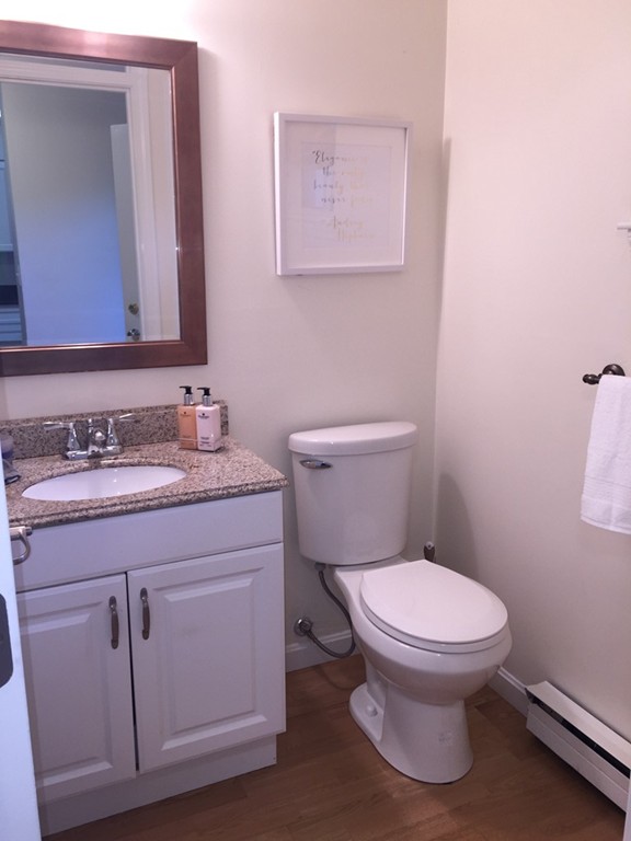 13 Beal's Cove Road, Unit F Hingham, MA 02043 - Photo 7 of 8