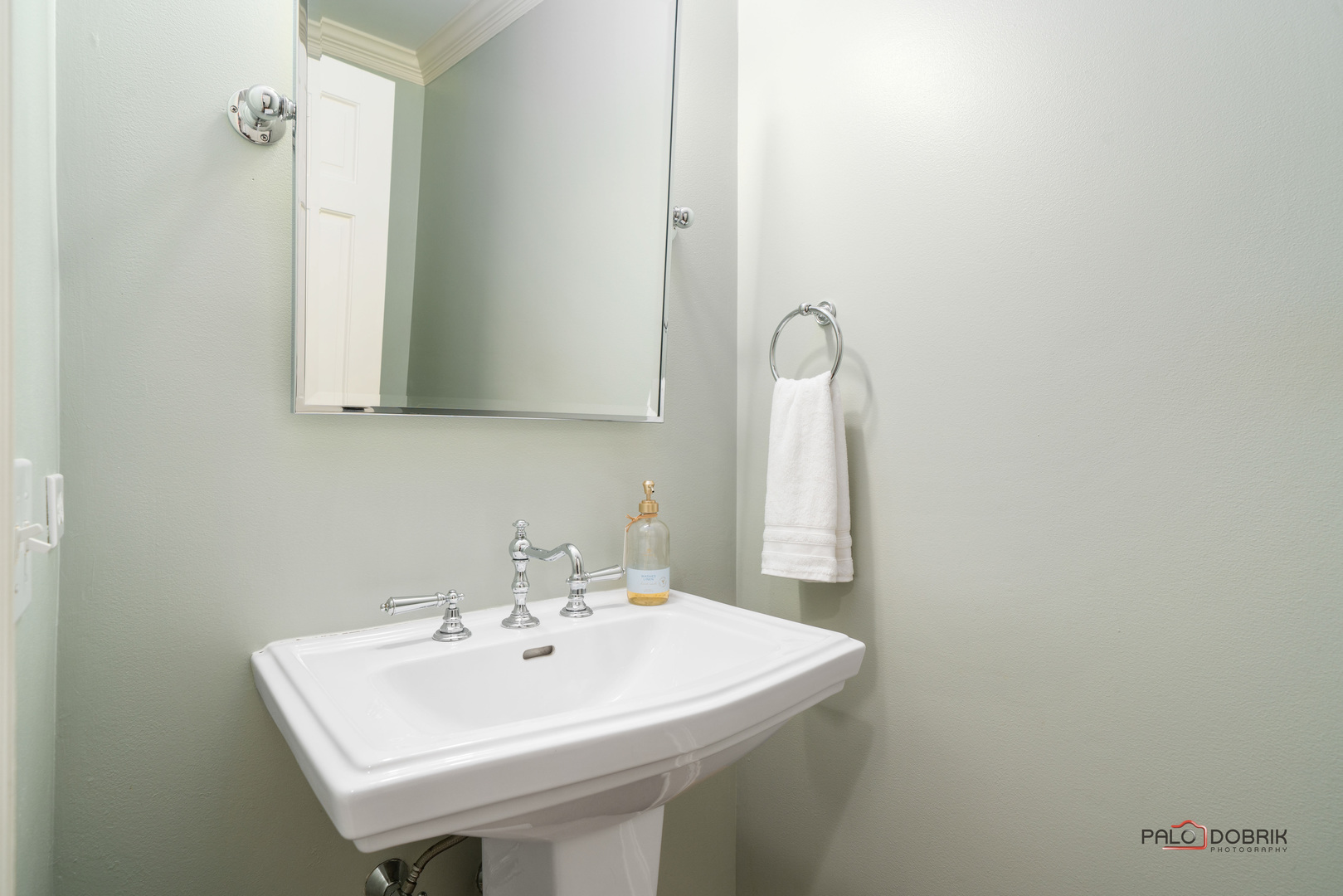 115 West Honeysuckle Road Lake Forest, IL 60045 - Photo 24 of 51 Gallery Image 24