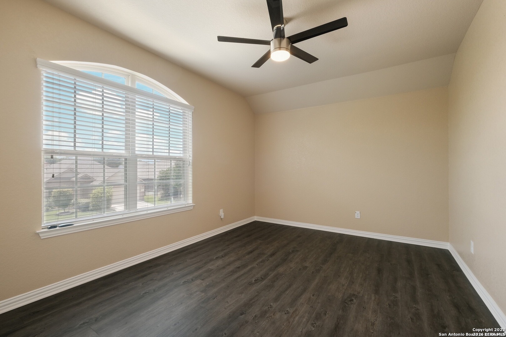 212 Campfire Way Cibolo, TX 78108 - Photo 12 of 18