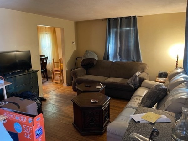 33 Regent Road Malden, MA 02148 - Photo 8 of 23 Gallery Image 8