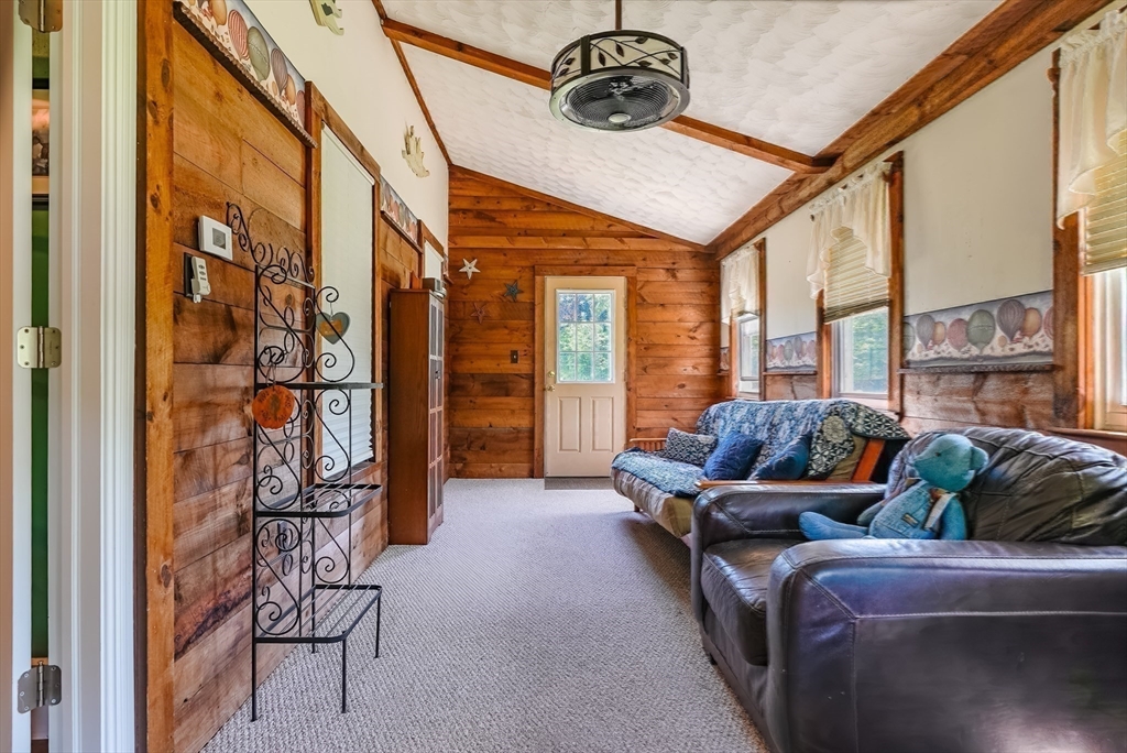 1236 Main Street Acushnet, MA 02743 - Photo 22 of 36
