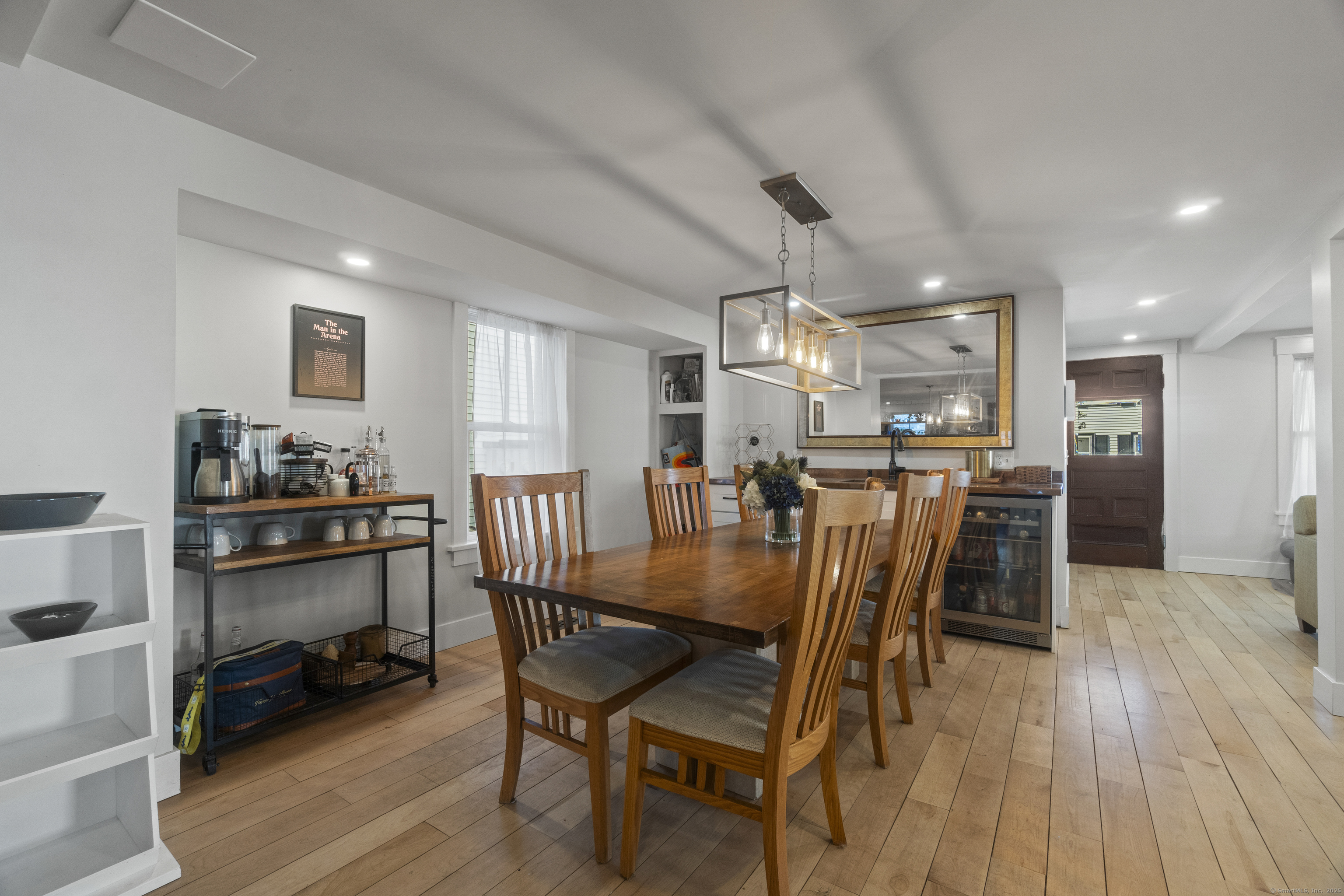 11 Pearl Street Groton, CT 06340 - Photo 12 of 38