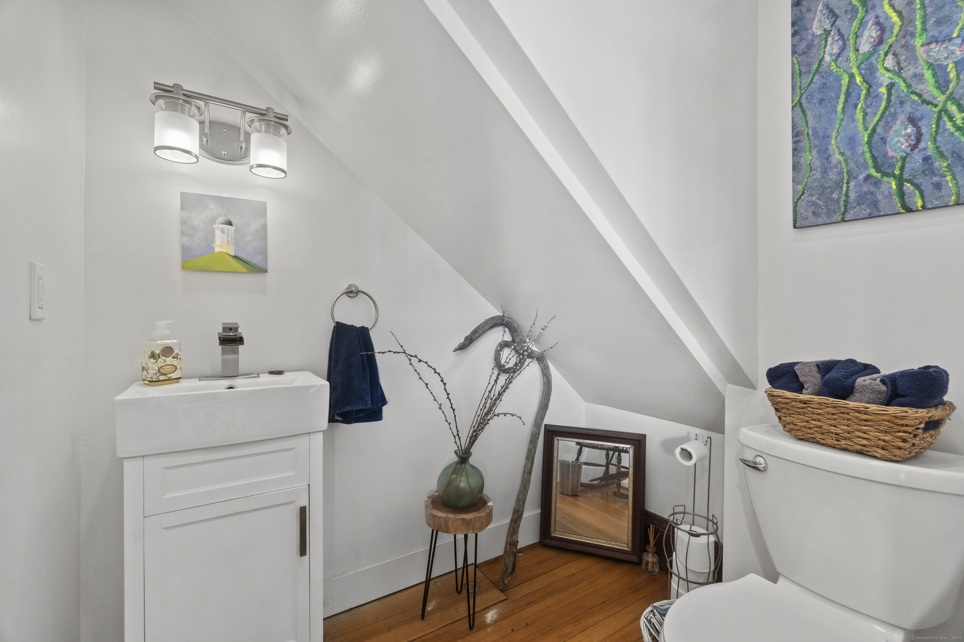 11 Pearl Street Groton, CT 06340 - Photo 13 of 38