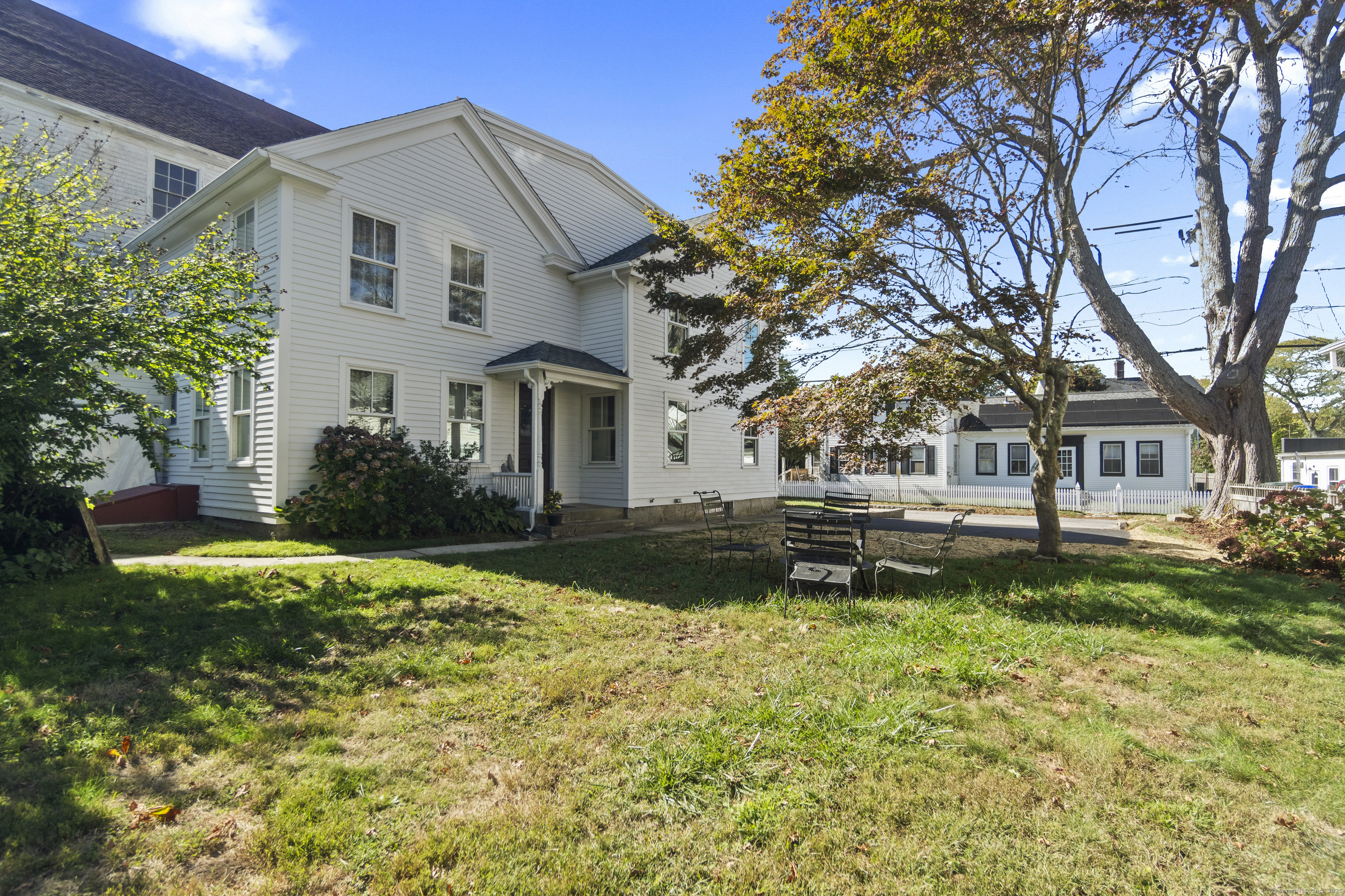 11 Pearl Street Groton, CT 06340 - Photo 26 of 38