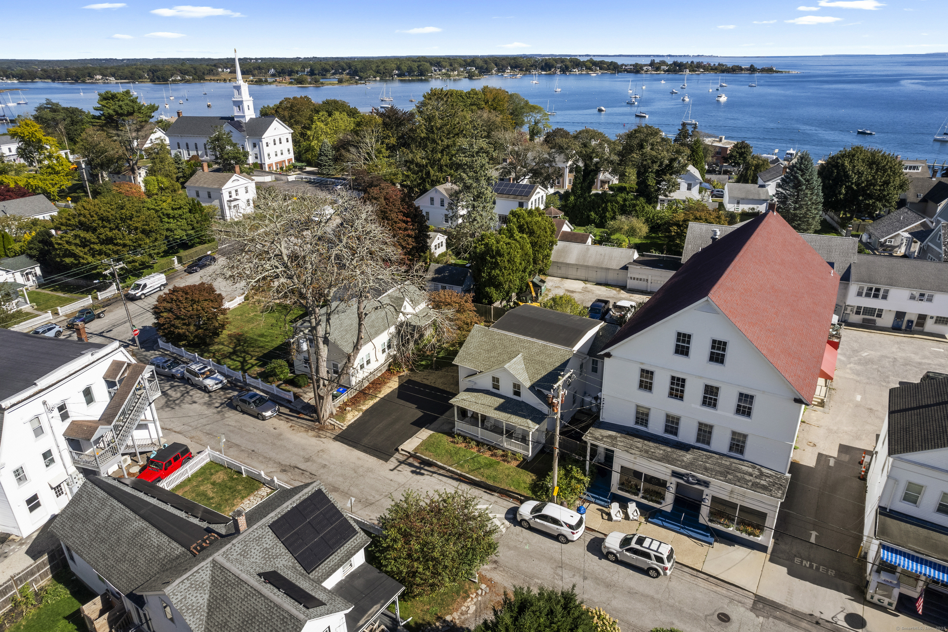 11 Pearl Street Groton, CT 06340 - Photo 27 of 38