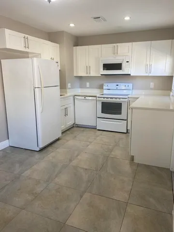 $1,450 | 508 57th Street, Unit 3, West Palm Beach, FL 33407