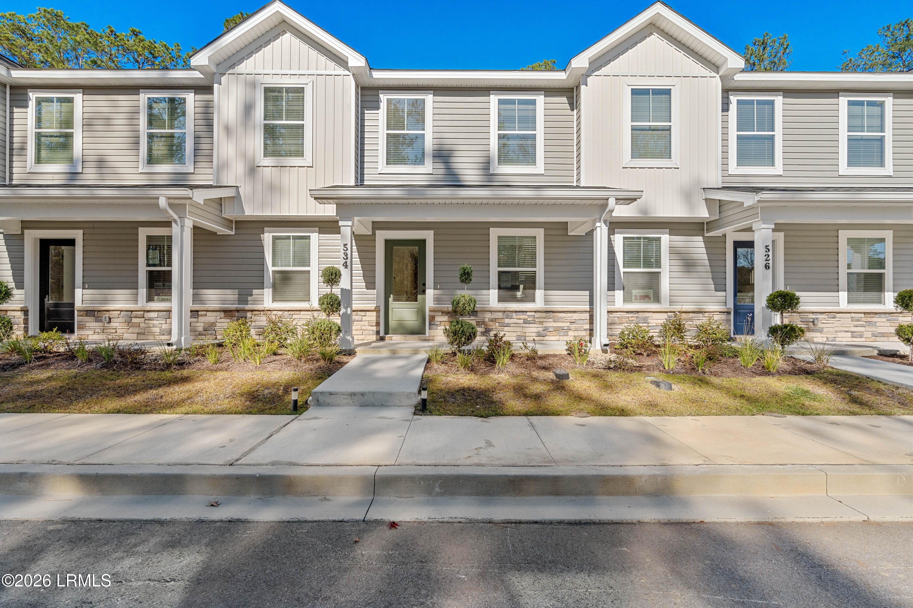 534 Royal Oaks-1