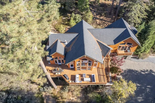 $1,375,000 | 40780 Wild Iris Lane, Shaver Lake, CA 93664