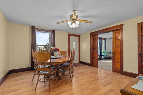 $269,900 | 514 East Beacon Avenue, New London, WI 54961