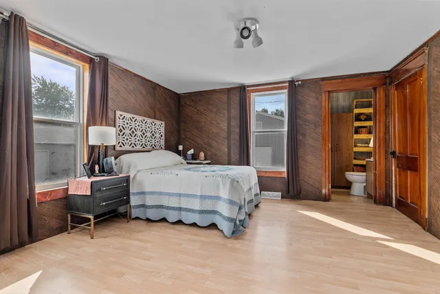 $269,900 | 514 East Beacon Avenue, New London, WI 54961