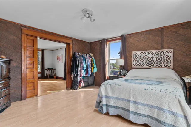 $269,900 | 514 East Beacon Avenue, New London, WI 54961