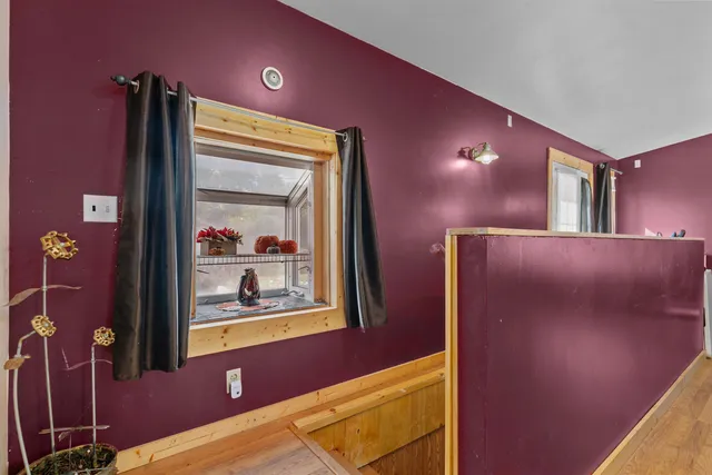 $269,900 | 514 East Beacon Avenue, New London, WI 54961