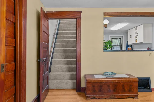 $269,900 | 514 East Beacon Avenue, New London, WI 54961